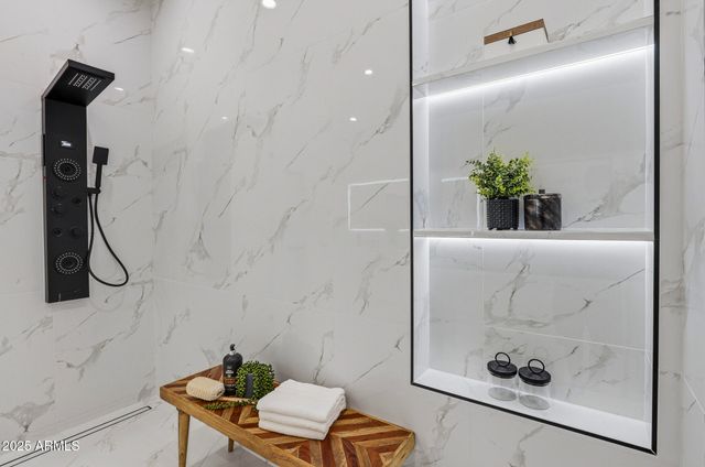 8989 N GAINEY CENTER Drive 149, Scottsdale, AZ 85258