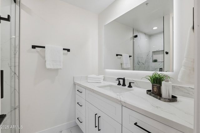 8989 N GAINEY CENTER Drive 149, Scottsdale, AZ 85258