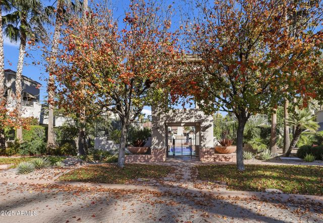 8989 N GAINEY CENTER Drive 149, Scottsdale, AZ 85258