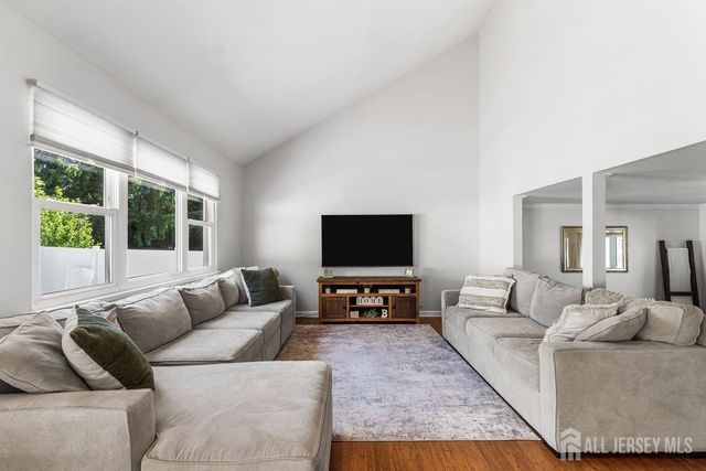 166 Cindy Str, Old Bridge, NJ 08857