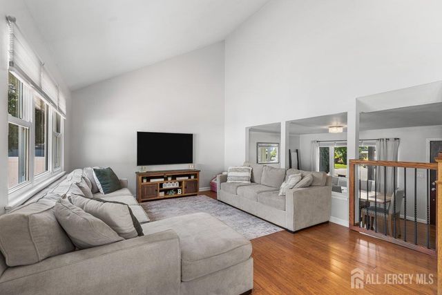 166 Cindy Str, Old Bridge, NJ 08857