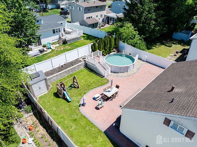 166 Cindy Str, Old Bridge, NJ 08857
