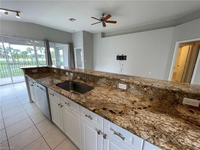 1945 Crestview WAY 168, Naples, FL 34119