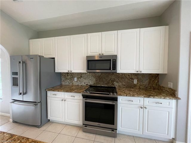 1945 Crestview WAY 168, Naples, FL 34119