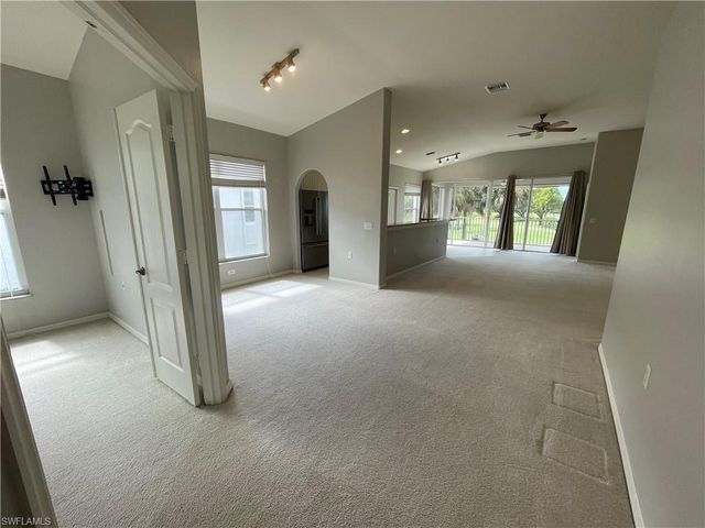 1945 Crestview WAY 168, Naples, FL 34119