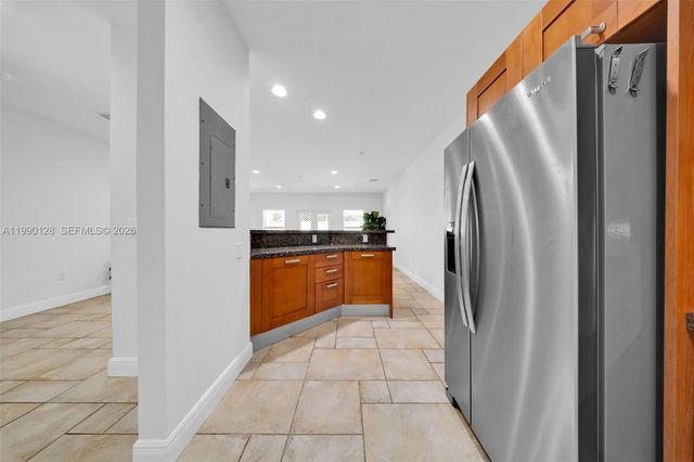 2917 SW 30th Ct 2917, Miami, FL 33133