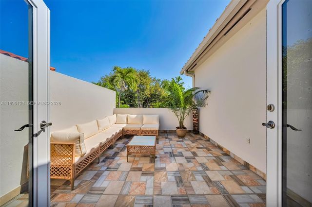 2917 SW 30th Ct 2917, Miami, FL 33133