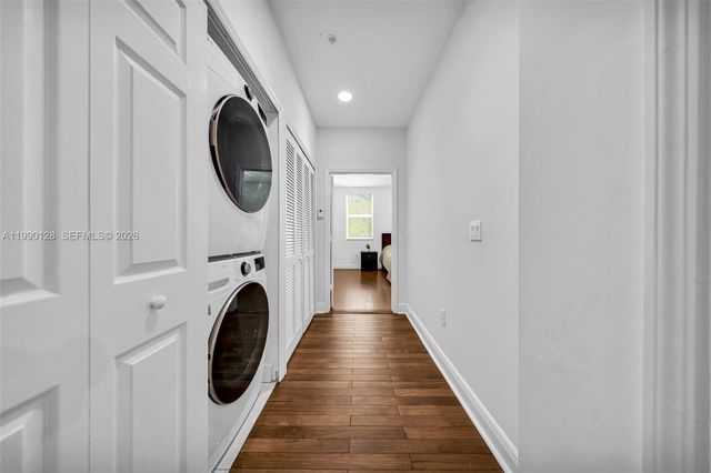 2917 SW 30th Ct 2917, Miami, FL 33133