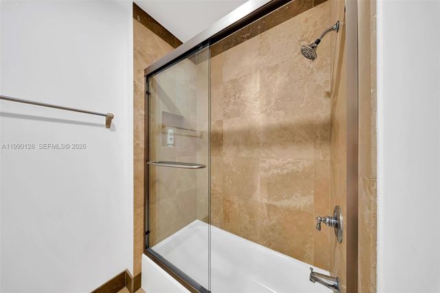 2917 SW 30th Ct 2917, Miami, FL 33133