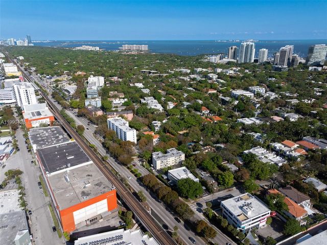 2917 SW 30th Ct 2917, Miami, FL 33133