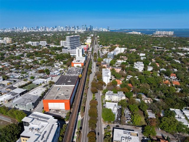 2917 SW 30th Ct 2917, Miami, FL 33133