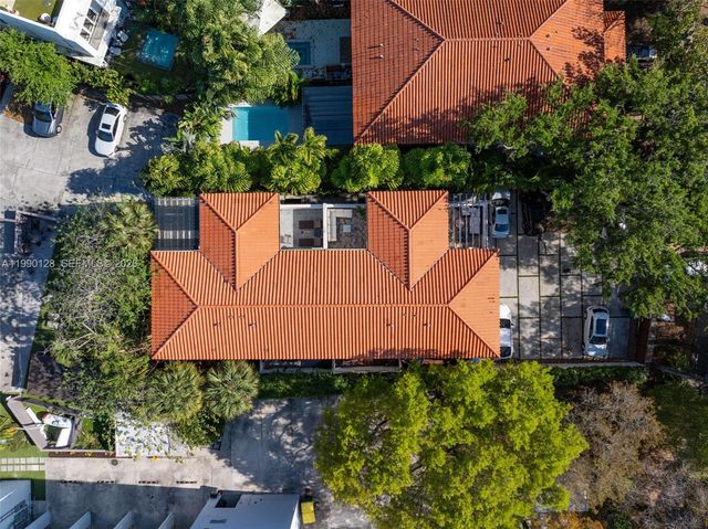 2917 SW 30th Ct 2917, Miami, FL 33133