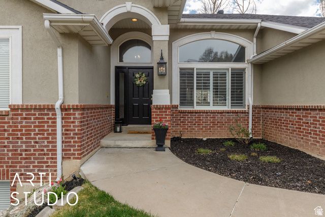 1907 N BRIDGE CT, Layton, UT 84040