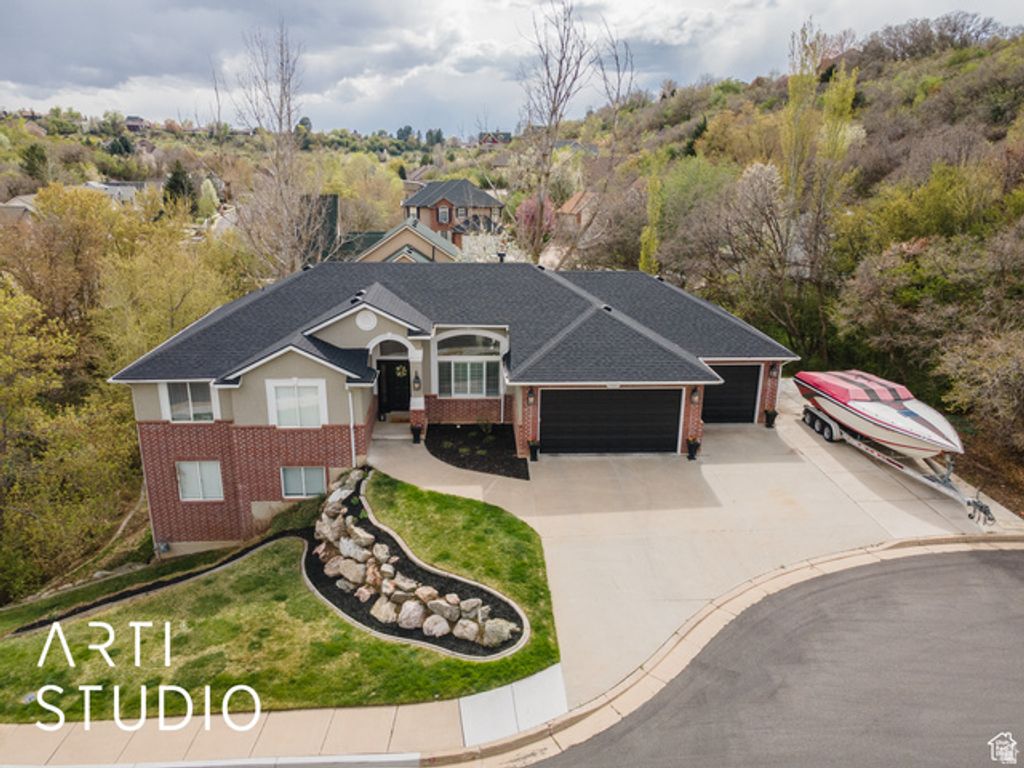 1907 N BRIDGE CT, Layton, UT 84040