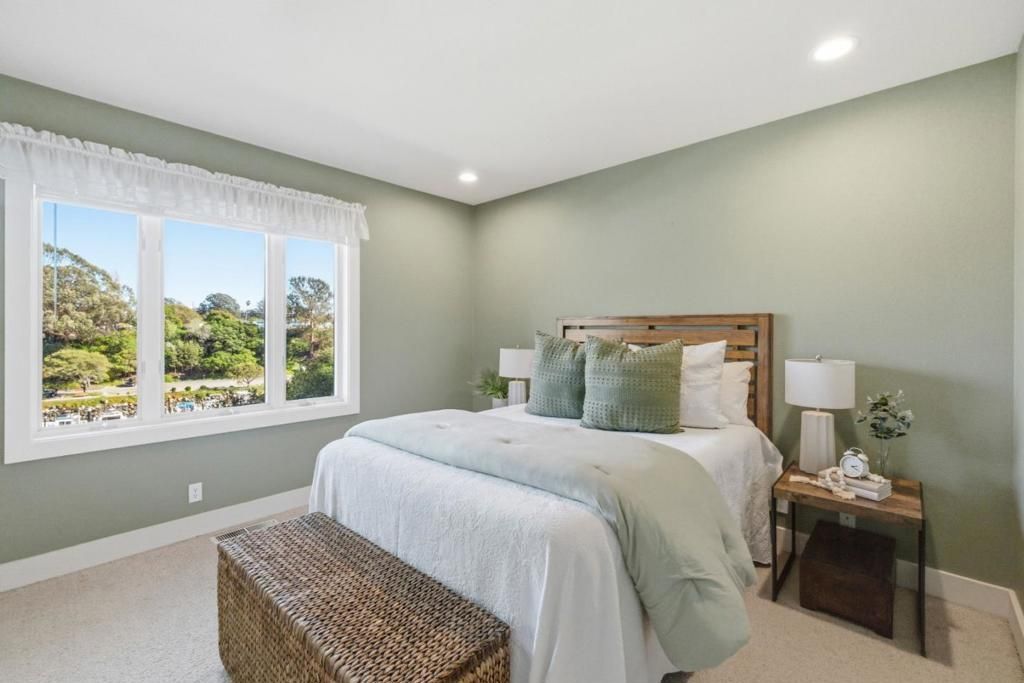 Image 16 of property listing at 126 Frederick Street 20, Santa Cruz, CA 95062