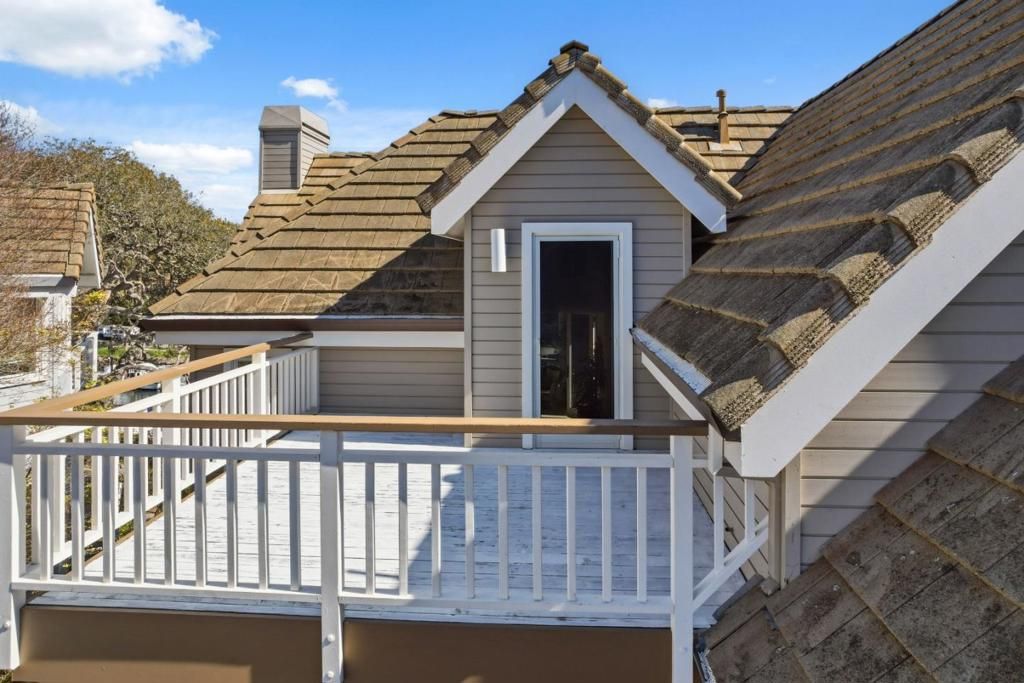 Image 35 of property listing at 126 Frederick Street 20, Santa Cruz, CA 95062