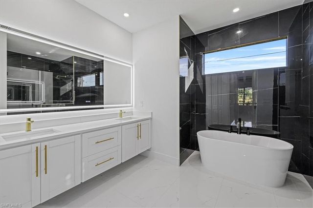 3006 13th ST SW, Lehigh Acres, FL 33976