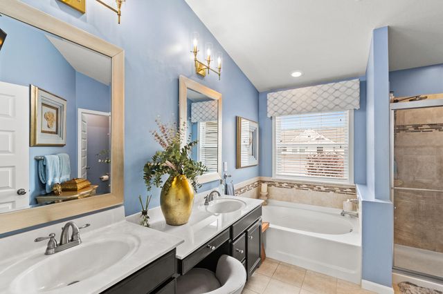 2260 Paragon Mill Drive, Burlington, KY 41005