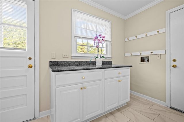 912 Morningside Drive, Lake Forest, IL 60045