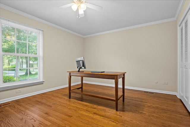 912 Morningside Drive, Lake Forest, IL 60045