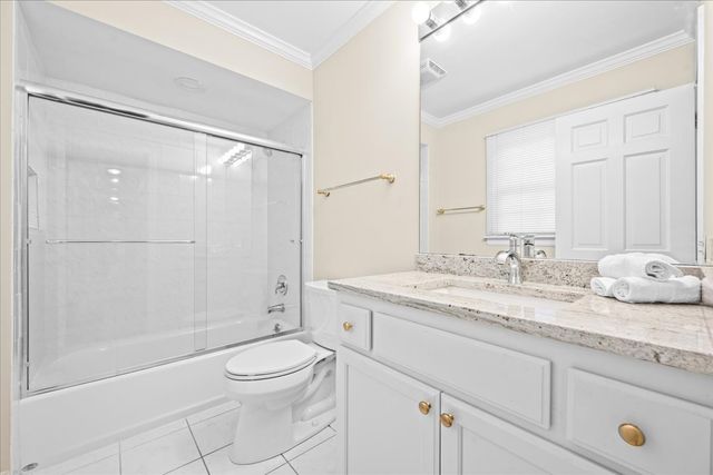 912 Morningside Drive, Lake Forest, IL 60045
