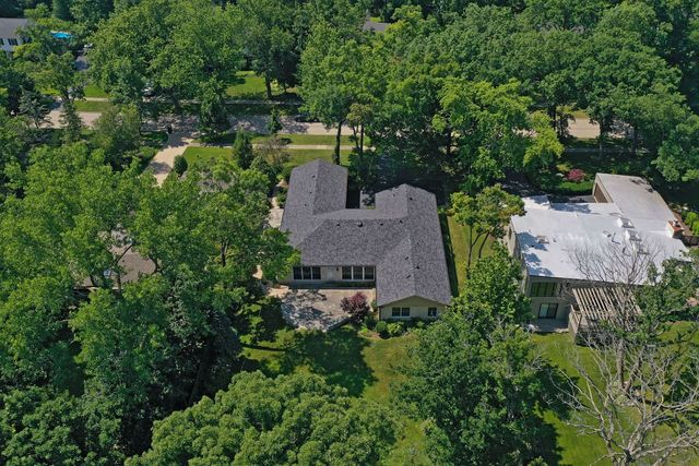 912 Morningside Drive, Lake Forest, IL 60045