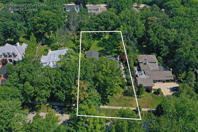 912 Morningside Drive, Lake Forest, IL 60045