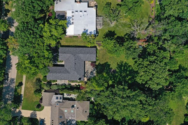 912 Morningside Drive, Lake Forest, IL 60045