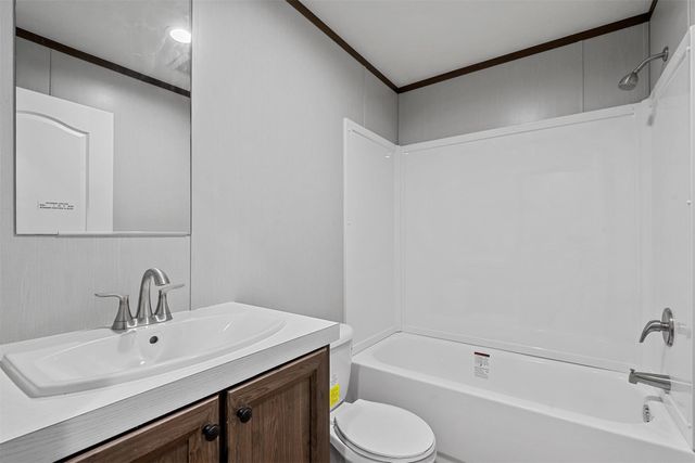 1107 Ridgeview Circle, Granbury, TX 76048