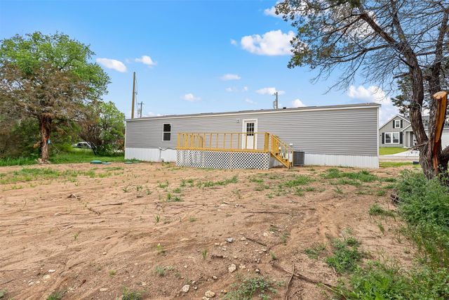 1107 Ridgeview Circle, Granbury, TX 76048