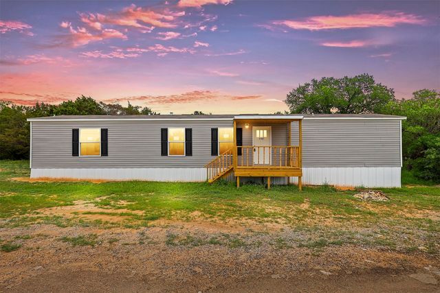1107 Ridgeview Circle, Granbury, TX 76048