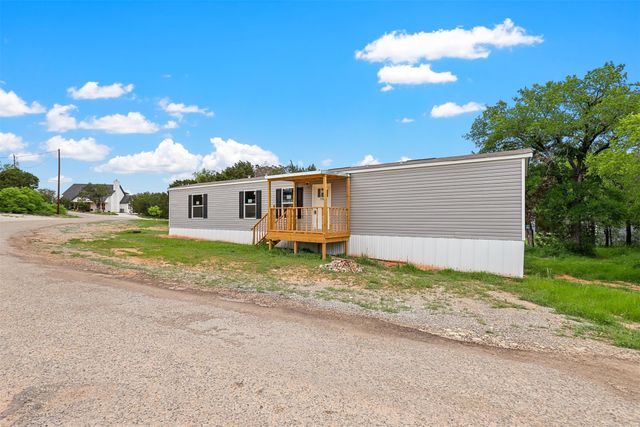 1107 Ridgeview Circle, Granbury, TX 76048