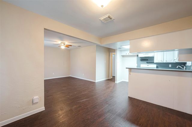 1447 Willow Rock Road, Houston, TX 77088