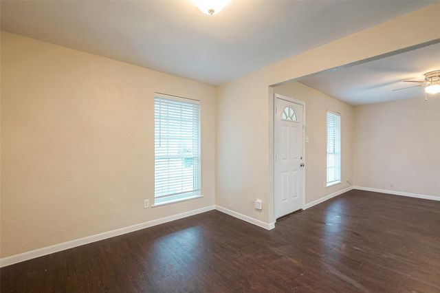 1447 Willow Rock Road, Houston, TX 77088