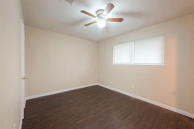 1447 Willow Rock Road, Houston, TX 77088