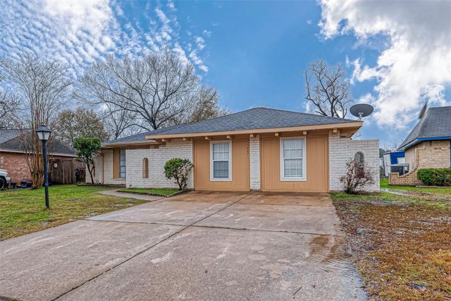 1447 Willow Rock Road, Houston, TX 77088