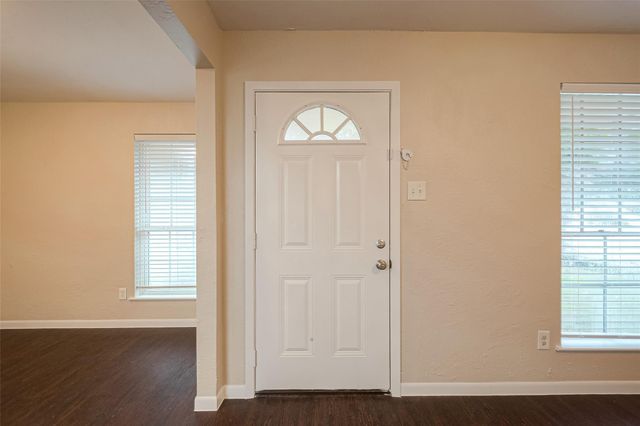 1447 Willow Rock Road, Houston, TX 77088