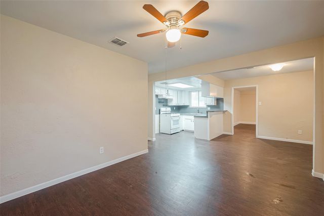 1447 Willow Rock Road, Houston, TX 77088