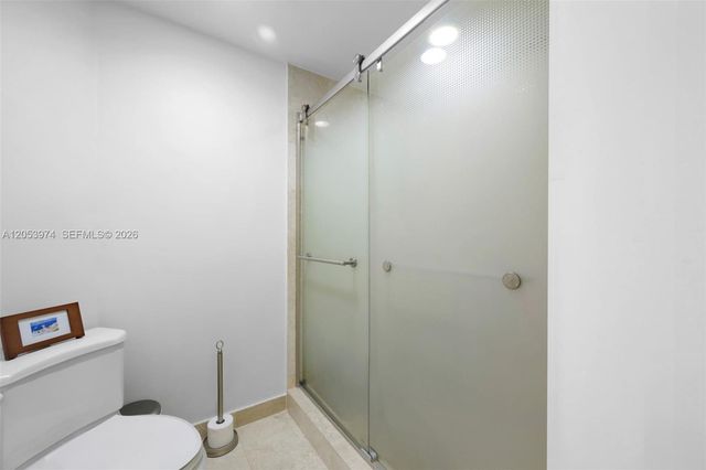 3370 Hidden Bay Dr 507, Aventura, FL 33180