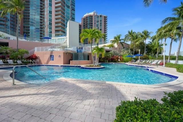 3370 Hidden Bay Dr 507, Aventura, FL 33180