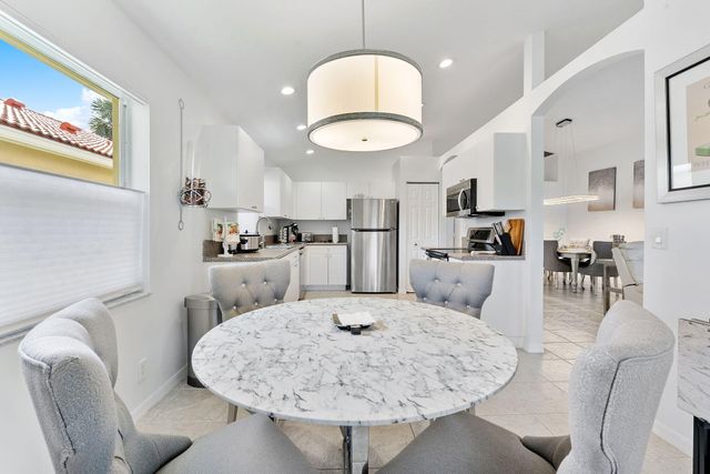6887 Viale Elizabeth, Delray Beach, FL 33446