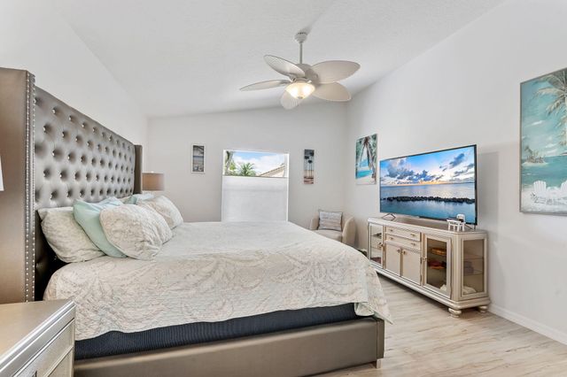 6887 Viale Elizabeth, Delray Beach, FL 33446
