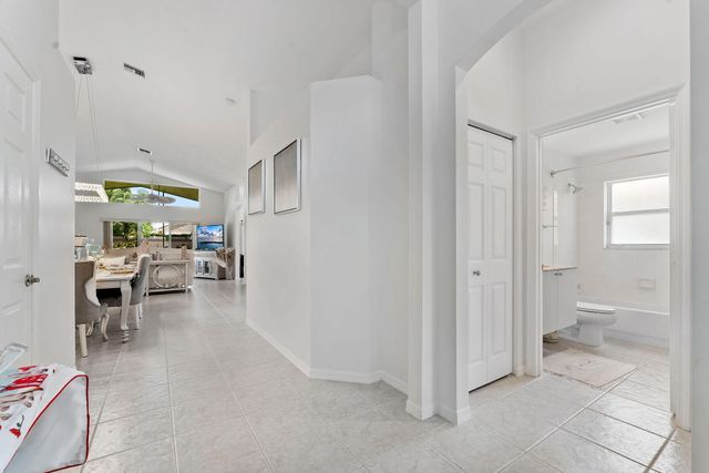 6887 Viale Elizabeth, Delray Beach, FL 33446