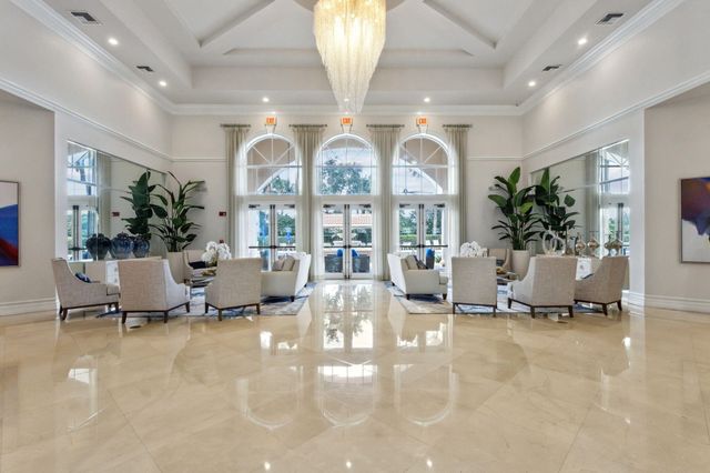 6887 Viale Elizabeth, Delray Beach, FL 33446