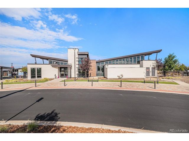 126 S Vandriver Way, Aurora, CO 80018