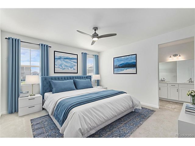 126 S Vandriver Way, Aurora, CO 80018