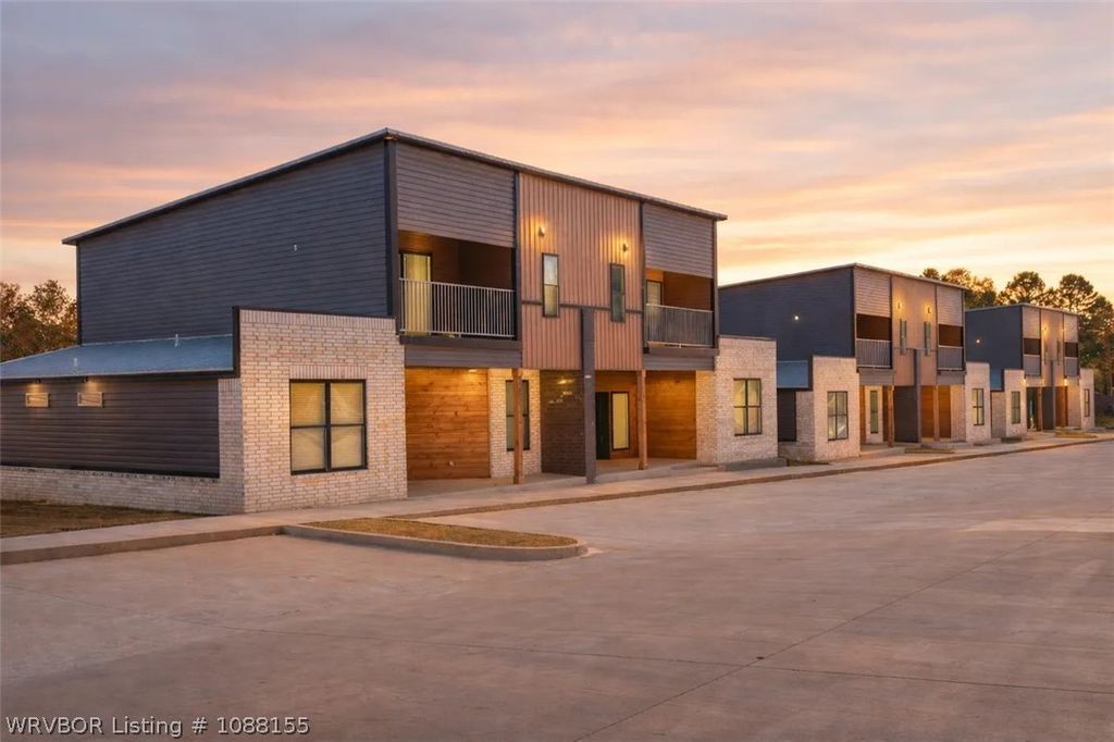 5717 Park Avenue, Fort Smith, AR 72903