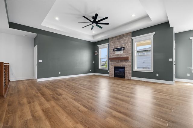 834 33rd Court SW, Altoona, IA 50009
