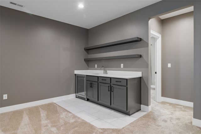 834 33rd Court SW, Altoona, IA 50009