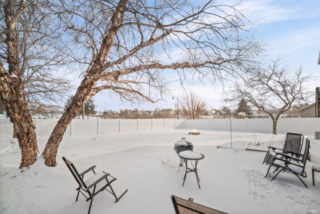 1709 Stonegate Circle, Lafayette, IN 47909